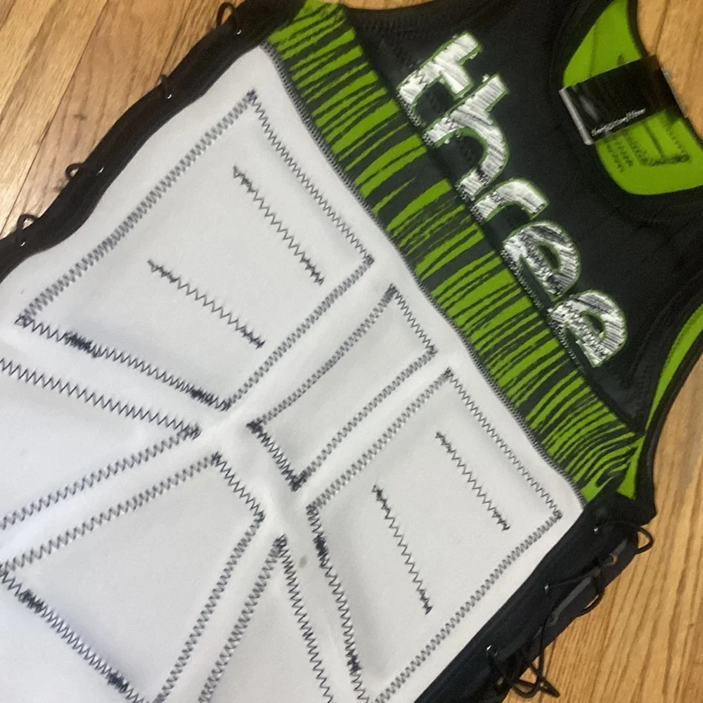 Ten80 three wakeboarding vest.